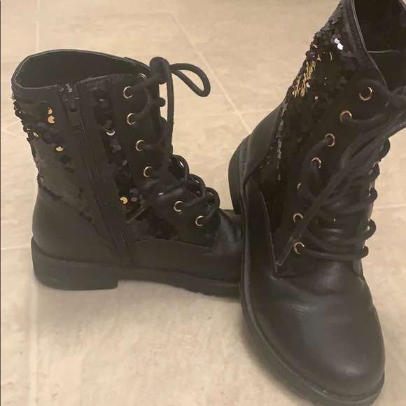 Place Other - Super cute barely worn black glitter boots